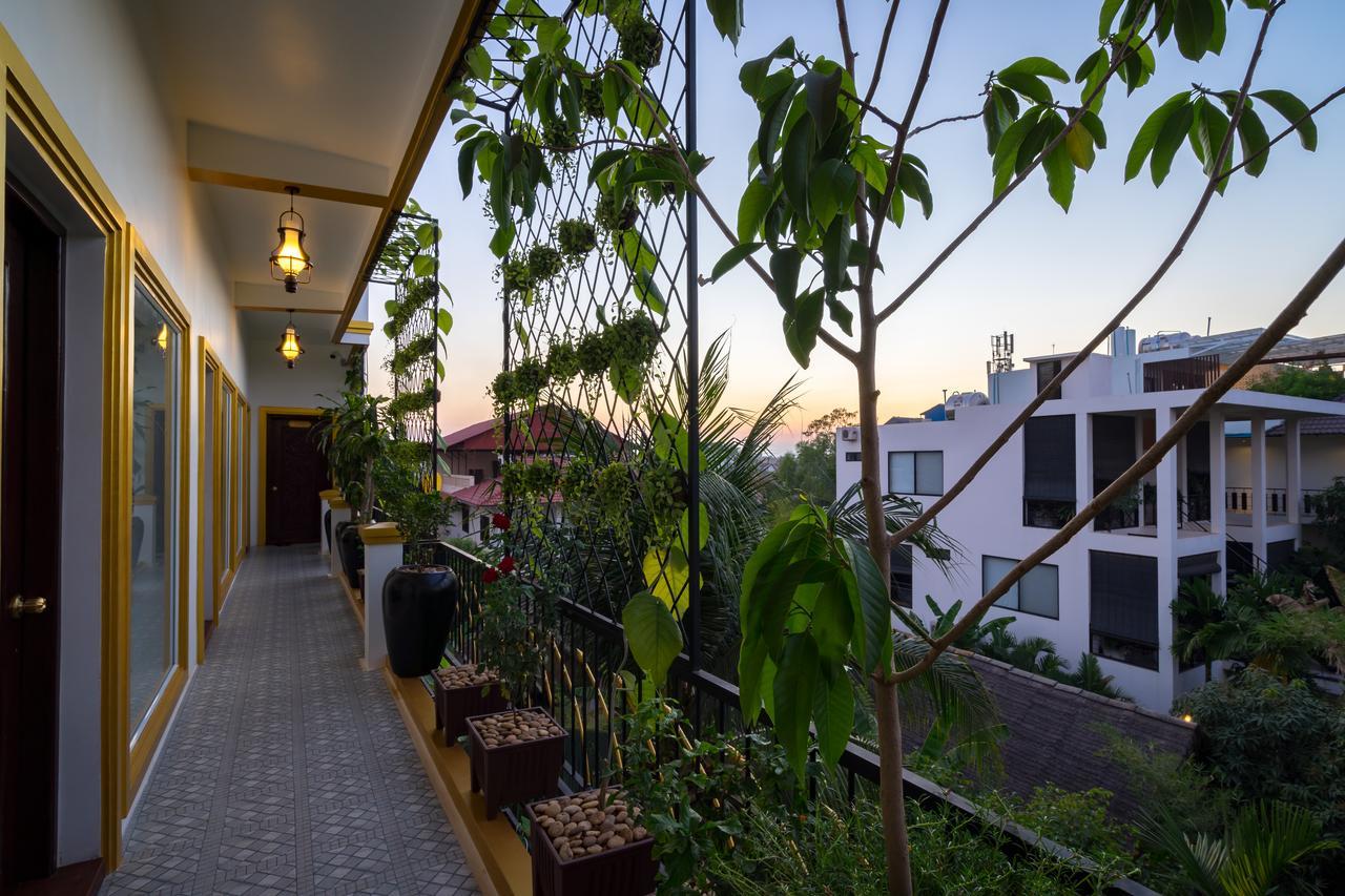 Beyond Yangon Inn Ciudad de Siem Riep Exterior foto